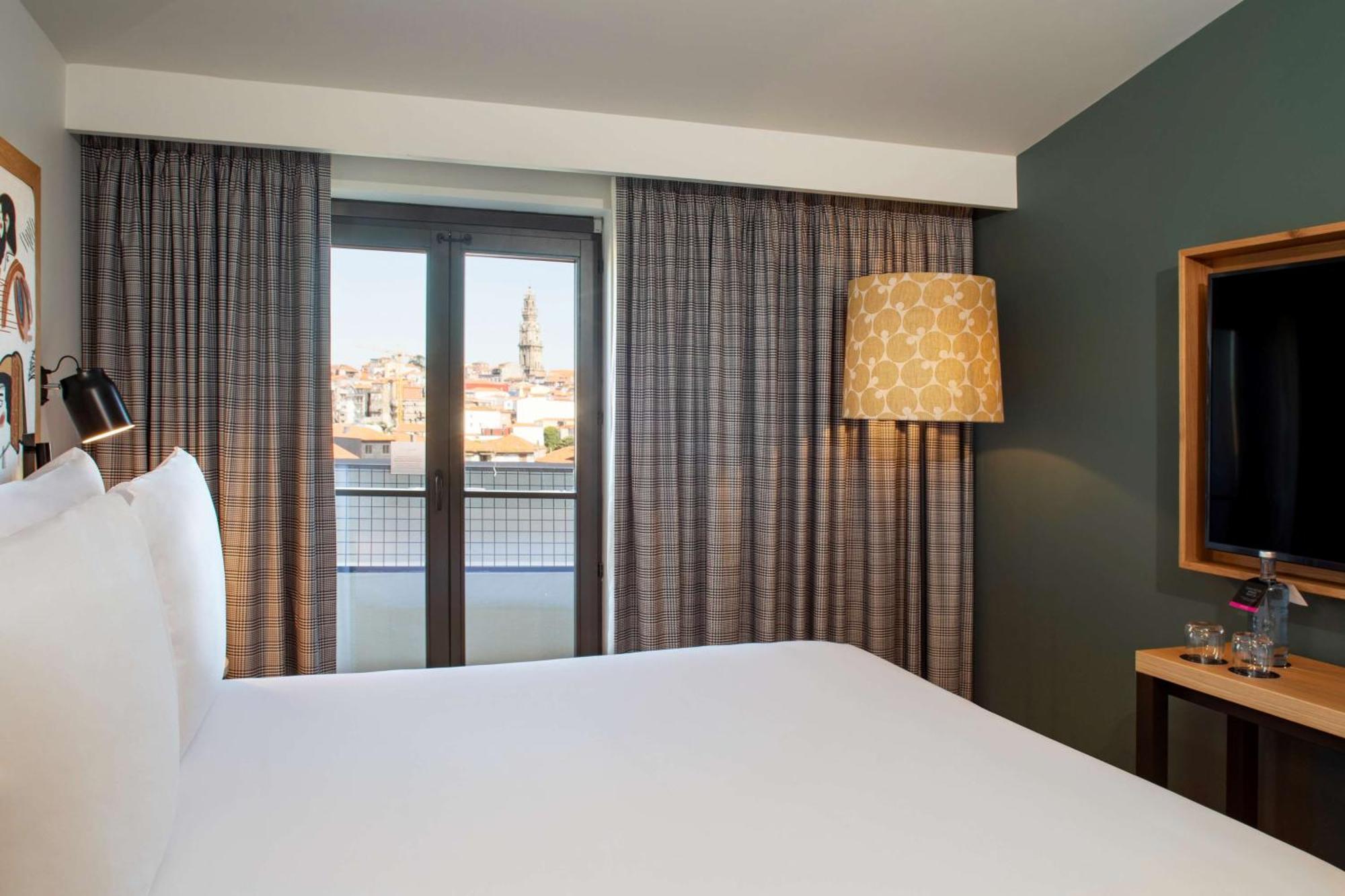 Se Catedral Hotel Porto, Tapestry Collection By Hilton Exterior foto